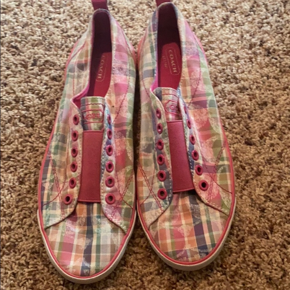 Adorable Coach sneakers size 10